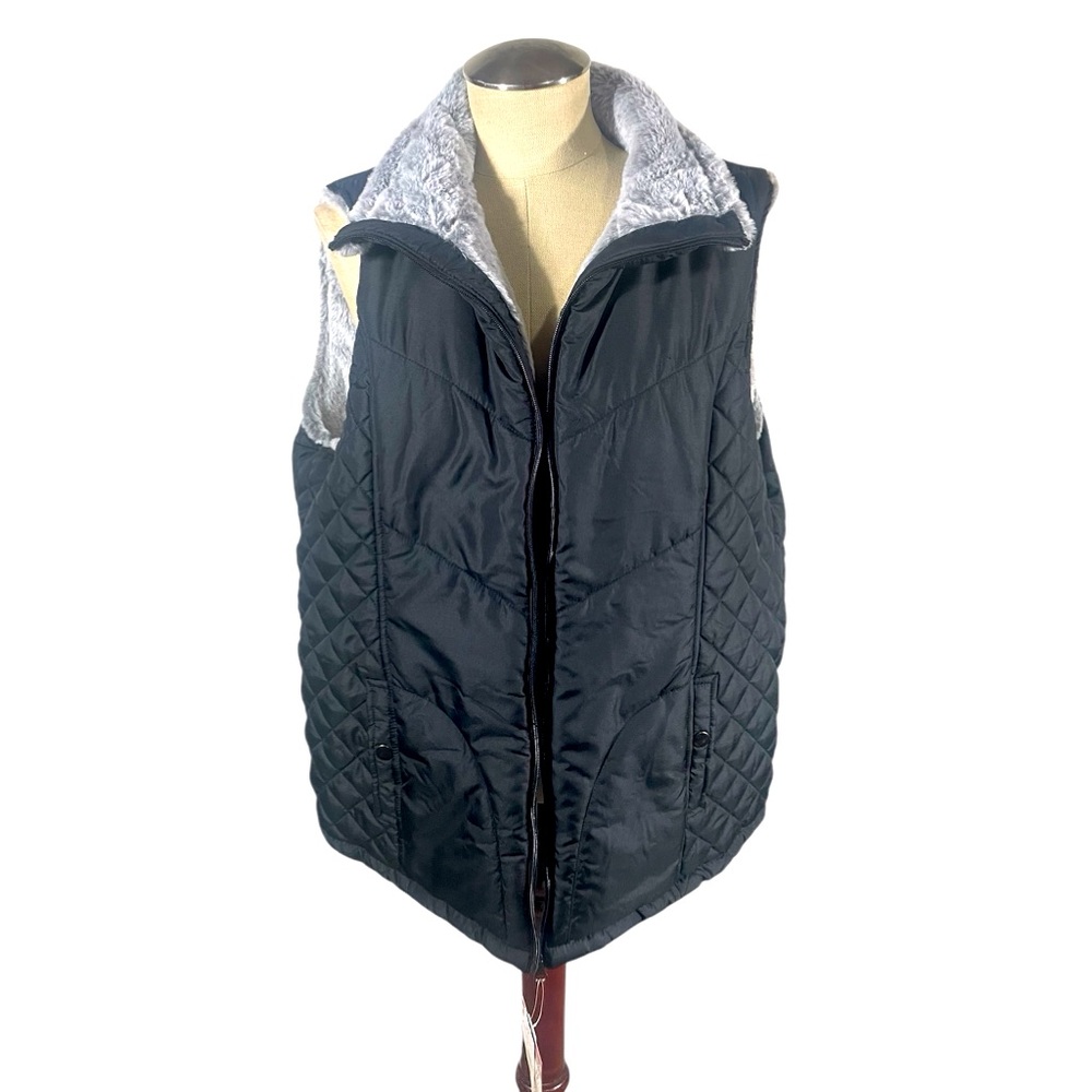 Reversible Black Quilted Puffer Vest with Gray Sherpa Lining